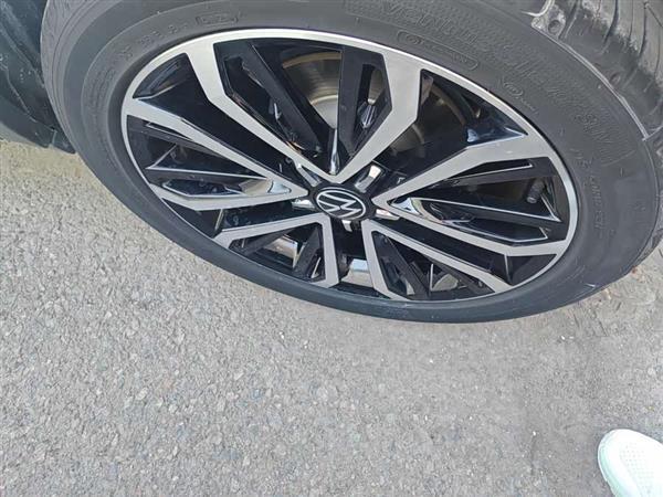 T-ROC探歌 2021款 280TSI DSG两驱舒适智联30周年纪念版