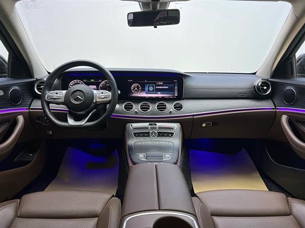 奔驰E级 2020款 改款 E 260 L 运动型