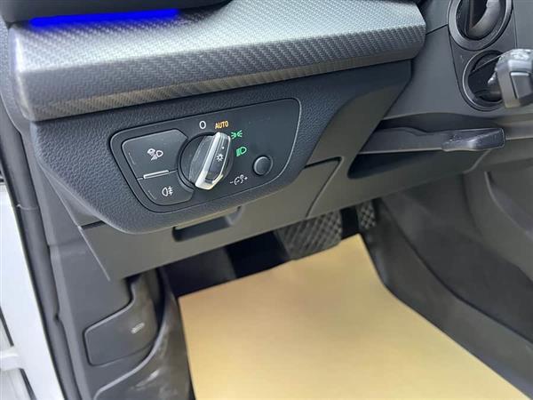 奥迪Q5L 2021款 45 TFSI 臻选动感型