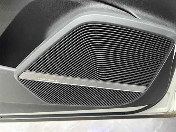奥迪Q5L 2021款 45 TFSI 臻选动感型