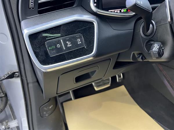 奥迪RS 6 2021款 RS 6 4.0T Avant