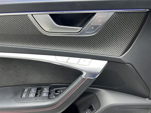 奥迪RS 6 2021款 RS 6 4.0T Avant