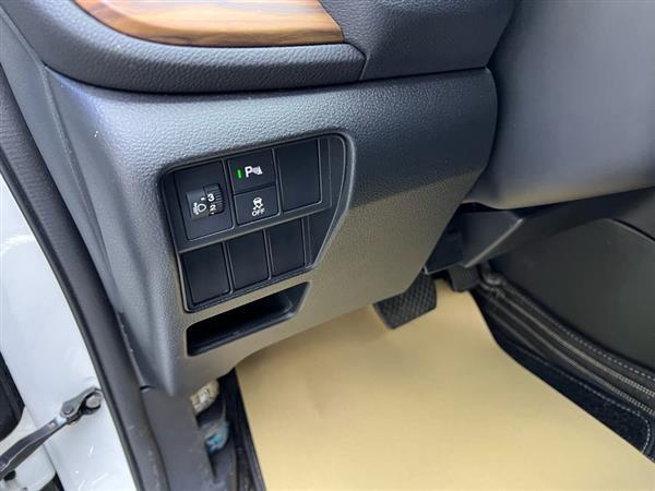 本田CR-V 2019款 耀目版plus 240TURBO CVT两驱风尚版 国VI