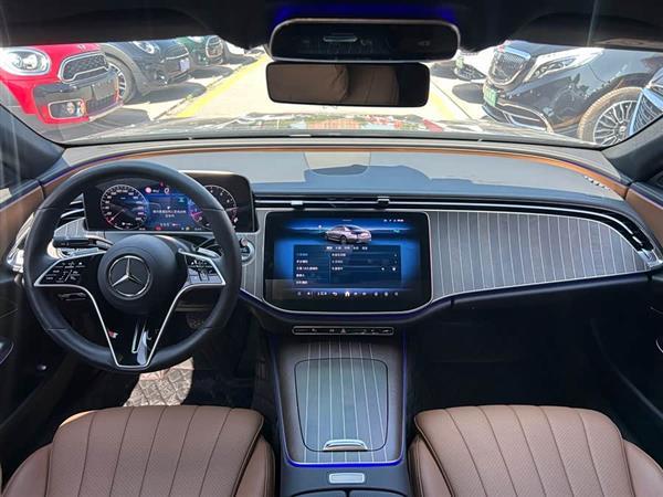 奔驰E级 2024款 E 300 L 时尚型