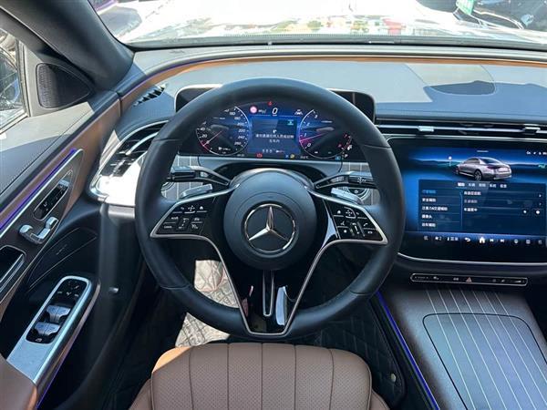 奔驰E级 2024款 E 300 L 时尚型