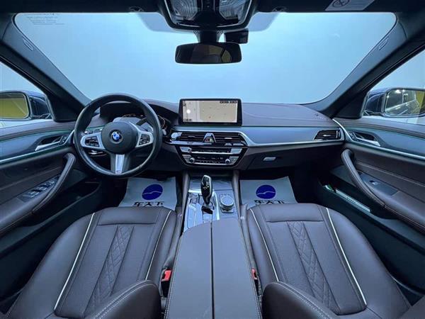 宝马5系 2021款 改款 530Li 领先型 M运动套装