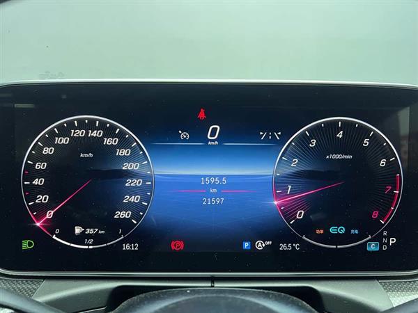 奔驰C级 2022款 C 260 L 运动版