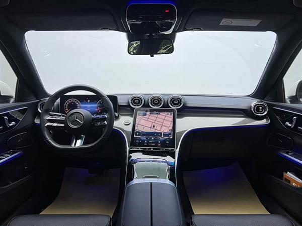 奔驰C级 2022款 C 260 L 运动版