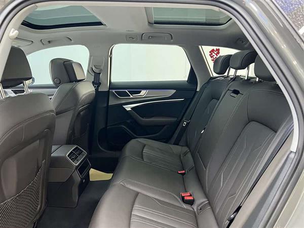 奥迪A6(进口) 2023款 allroad quattro 55 TFSI 尊享越野型