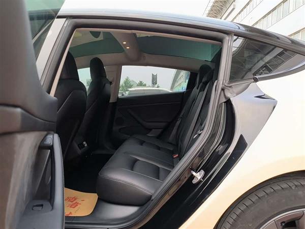 Model 3 2022款 后轮驱动版