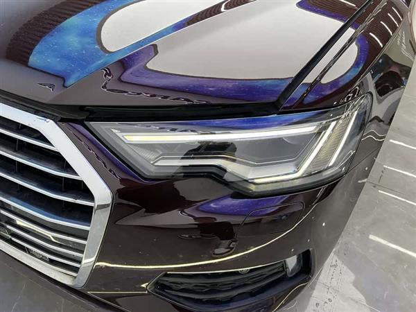 奥迪A6L 2019款 45 TFSI quattro 尊享致雅型
