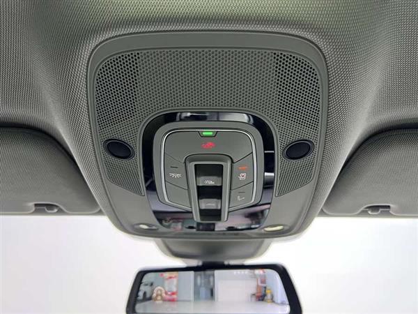 奥迪A6L 2019款 45 TFSI quattro 尊享致雅型