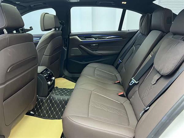 宝马5系 2021款 530Li 尊享型 M运动套装