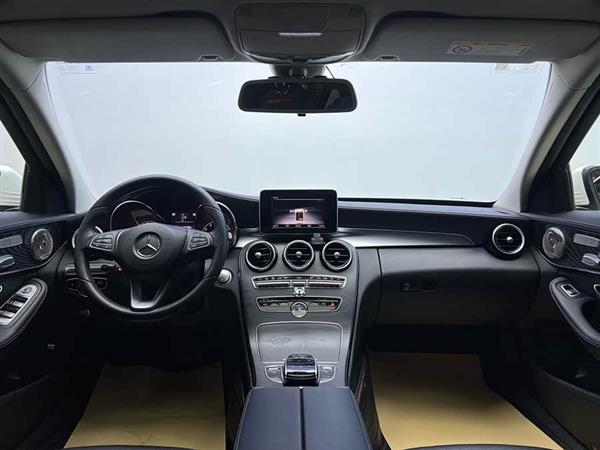 奔驰C级 2018款 C 200 L 运动版