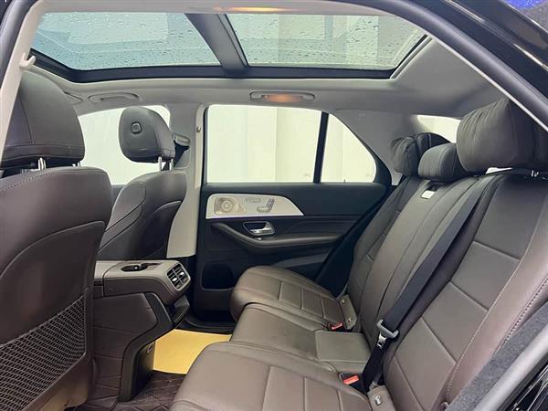 奔驰GLE 2023款 GLE 450 4MATIC 时尚型