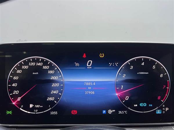 奔驰C级 2023款 C 200 L 运动版