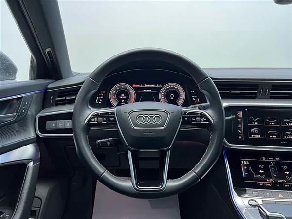 奥迪A6L 2022款 40 TFSI 豪华动感型