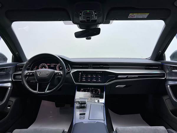 奥迪A6L 2022款 40 TFSI 豪华动感型