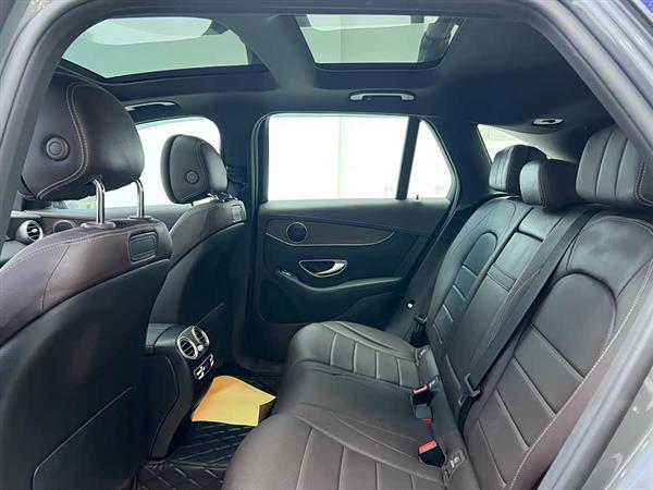 奔驰GLC 2017款 GLC 300 4MATIC 动感型
