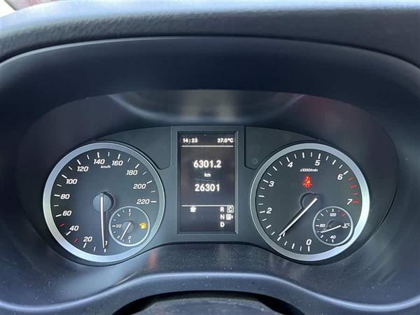 威霆 2020款 2.0T 商务版 7座