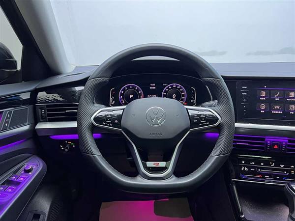 帕萨特 2024款 330TSI 星空精英版