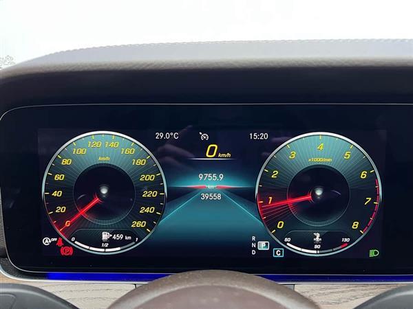 奔驰E级 2022款 E 260 L