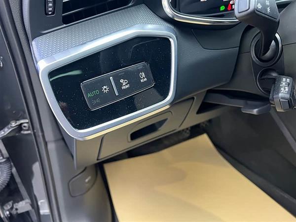 奥迪A6(进口) 2021款 allroad quattro 探索家 55 TFSI 尊享越野型