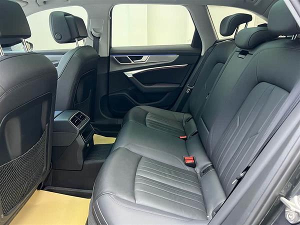 奥迪A6(进口) 2021款 allroad quattro 探索家 55 TFSI 尊享越野型
