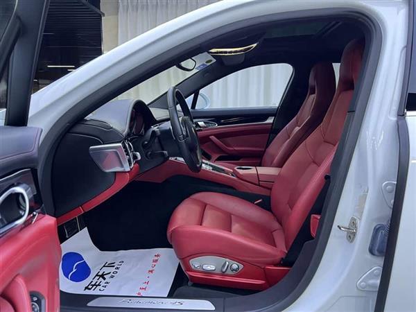 Panamera 2014款 Panamera 4S Executive 3.0T