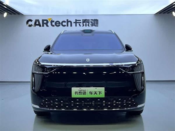 问界M8 2025款 增程 Max+版 53.4kWh 6座版