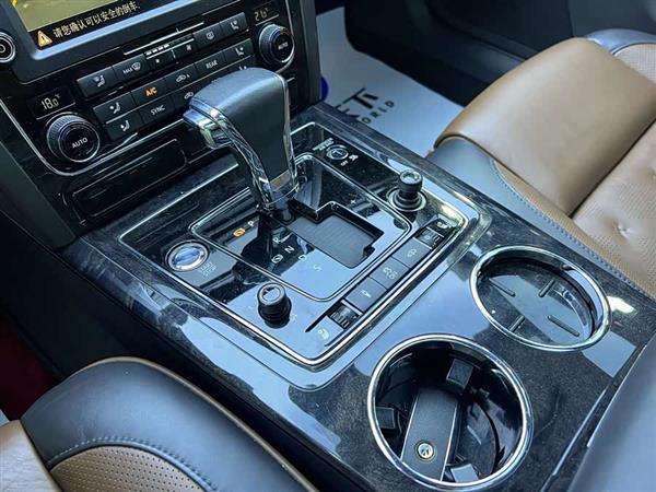 辉腾 2015款 3.0L 专享版