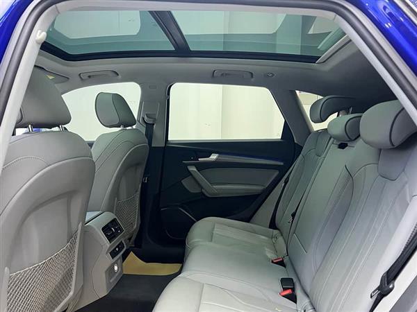 奥迪Q5L 2021款 40 TFSI 豪华动感型