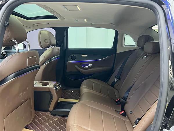 奔驰E级 2017款 E 200 L 运动型 4MATIC