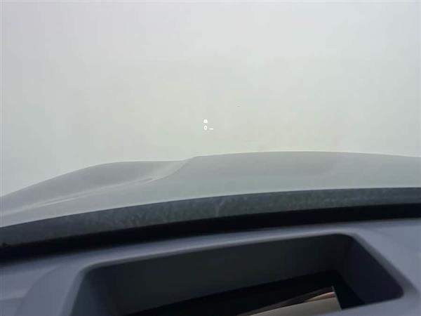 银河L7 2025款 EM-i 115km 探索版