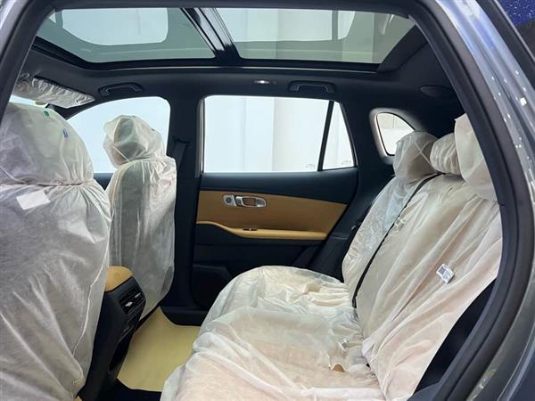 银河L7 2025款 EM-i 115km 探索版