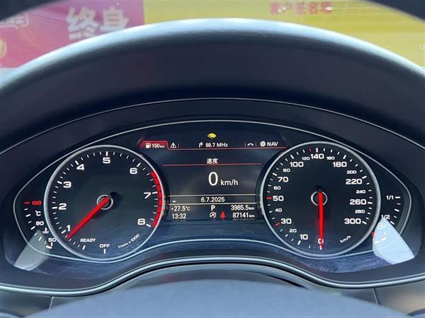 奥迪A6L 2018款 30周年年型 30 FSI 风尚型