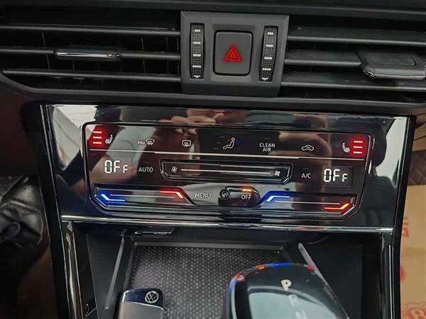 帕萨特 2023款 330TSI 星空精英版
