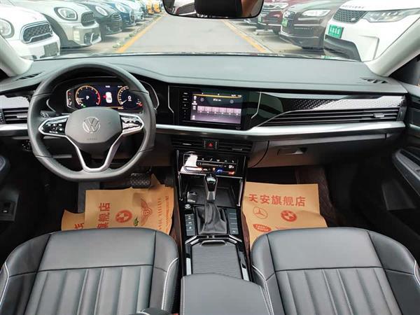 帕萨特 2023款 330TSI 星空精英版