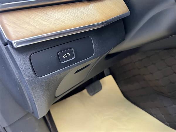 沃尔沃XC90 2024款 B5 智行豪华版 5座