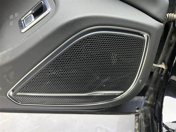 红旗H9 2020款 2.0T 智联旗享版