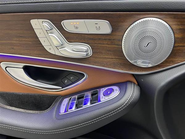 奔驰GLC 2021款 GLC 300 L 4MATIC 动感型
