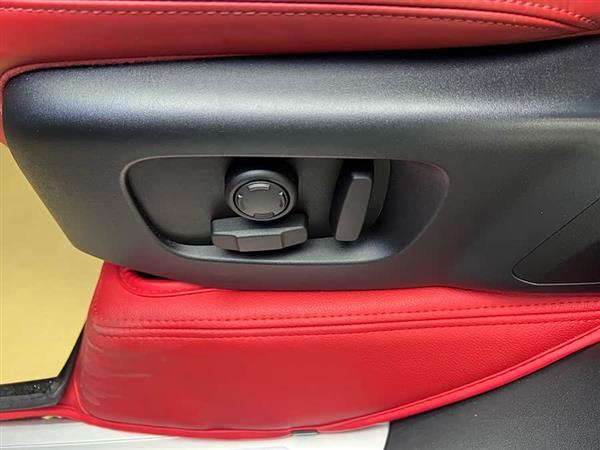 揽胜运动 2020款 3.0 L6 HSE DYNAMIC