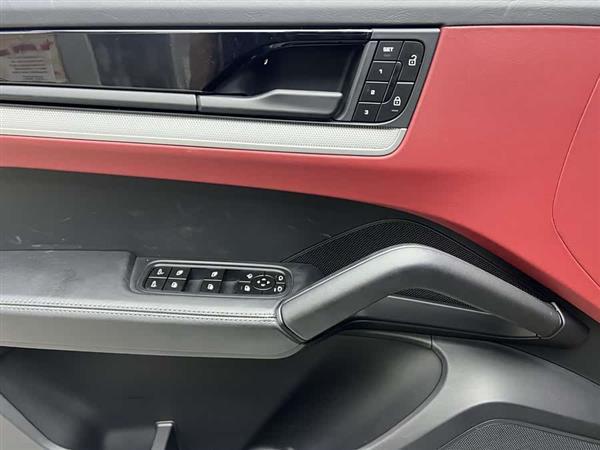 Cayenne 2024款 Cayenne 3.0T