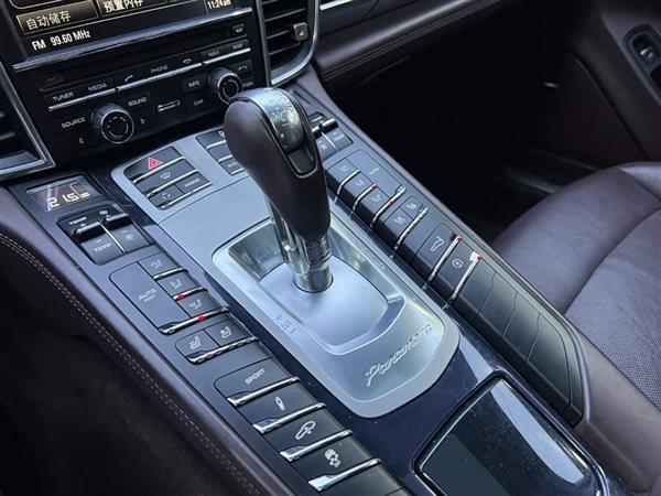 Panamera 2010款 Panamera 4 3.6L