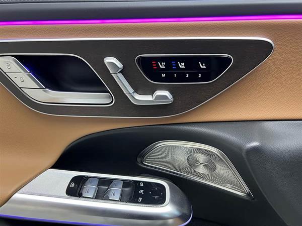 奔驰E级 2024款 E 300 L 豪华型