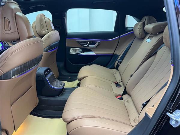 奔驰E级 2024款 E 300 L 豪华型