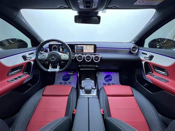 奔驰A级AMG(进口) 2023款 AMG A 35 4MATIC