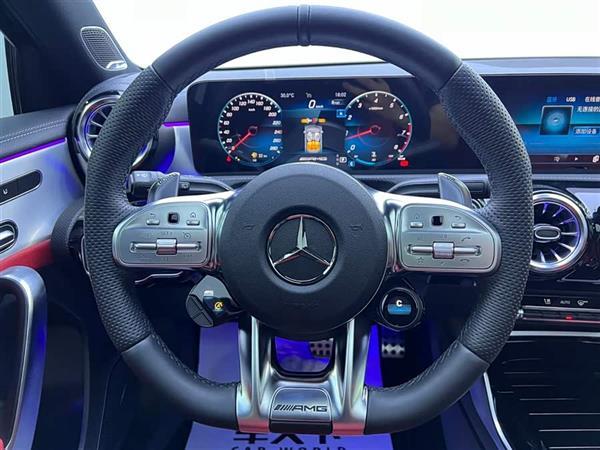 奔驰A级AMG(进口) 2023款 AMG A 35 4MATIC