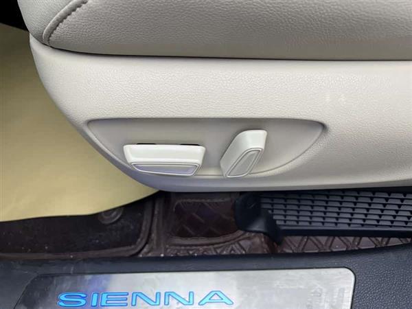 赛那SIENNA 2021款 2.5L混动 至尊版