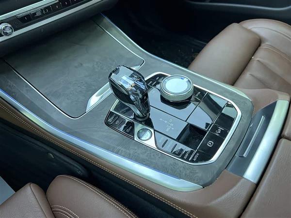 宝马X5(进口) 2019款 xDrive40i 尊享型 M运动套装